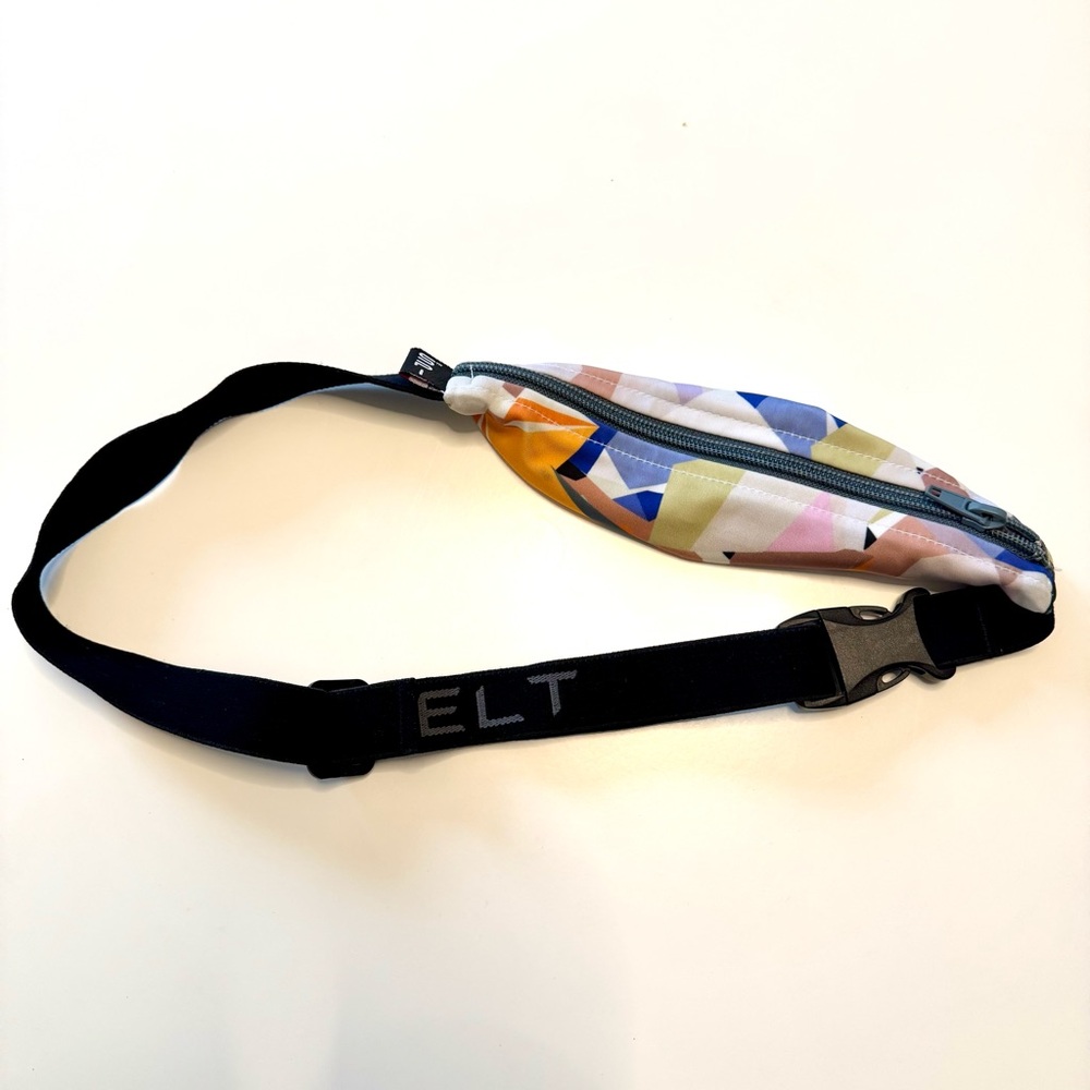 **SOLD** SPIbelt Running Belt - The Original Running Belt, Made in Texas, USA - Picture 2 of 8